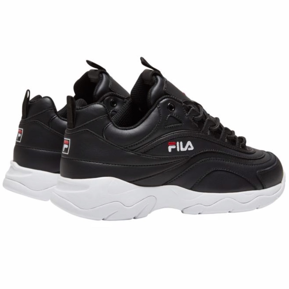 Fila Disarray Women's Sneakers Shoes Black NEW - Picture 2 of 8